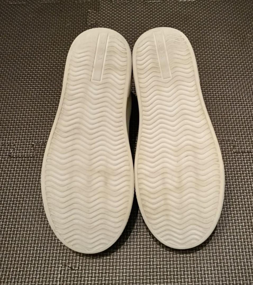 PRADA ホワイトレザー スニーカー