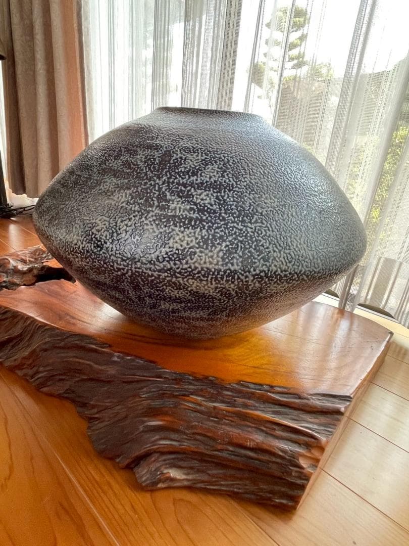 一の瀬焼丸太窯 木製台座付き 作家名サインあり