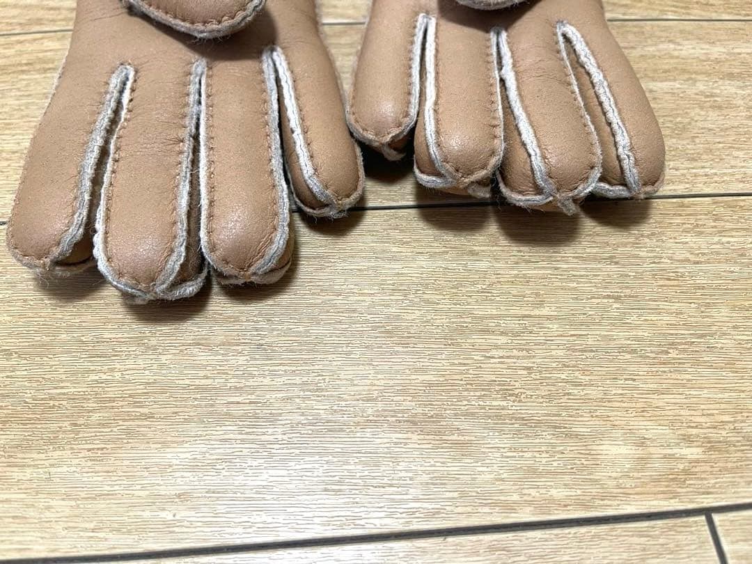 UGG アグ 手袋 カフグローブ シープスキン　ベージュ　ファー　ベージュ　S