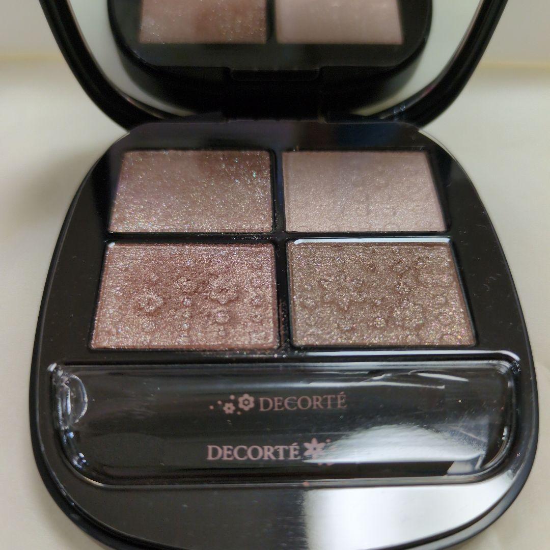 DECORTE クリスマスコフレ2025 アイシャドウパレット ブラウン系 4色