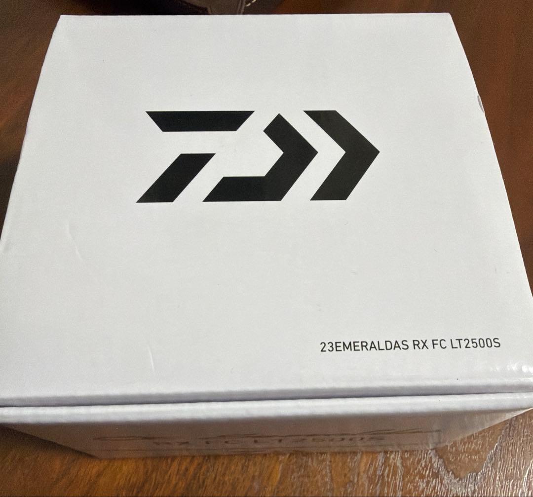 Daiwa Emeraldas RX FC LT2500S スピニングリール