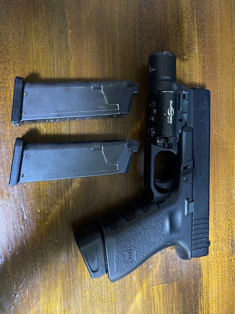 東京マルイ Glock19 スペア2本付