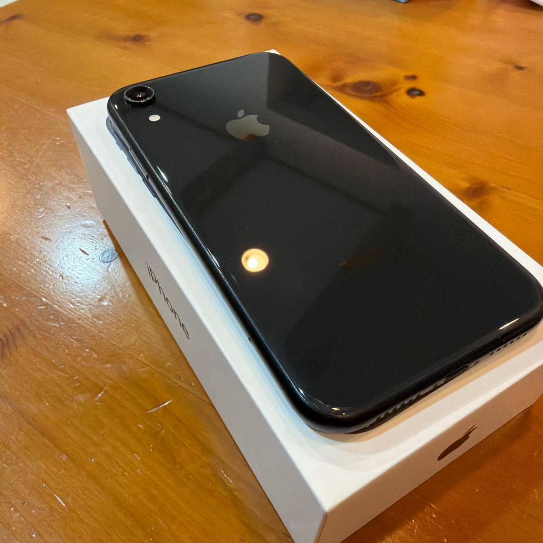 【ピンクの猫】Apple iPhone XR ブラック 本体 箱付き