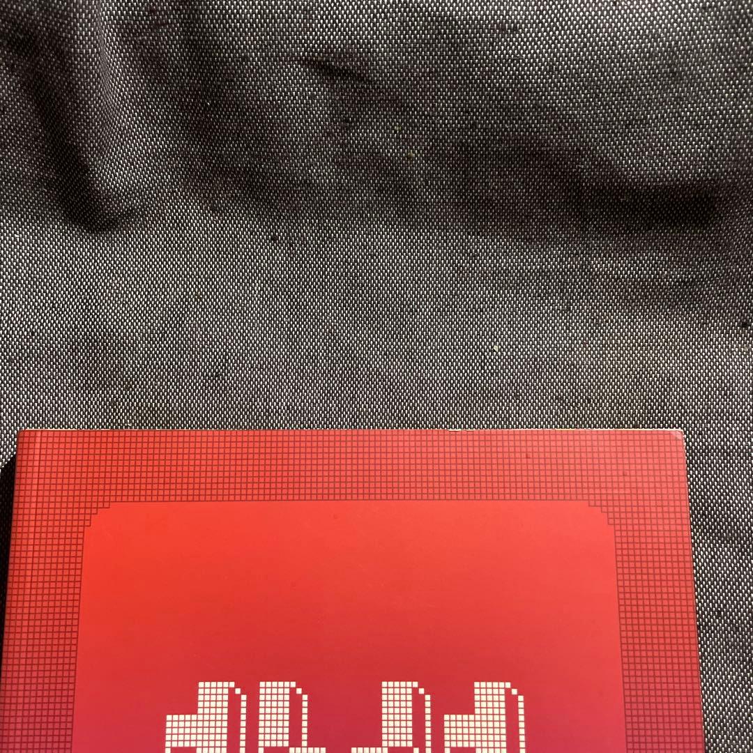 アート・デザイン・音楽 1x1 Pixel-Based Illustration & Design