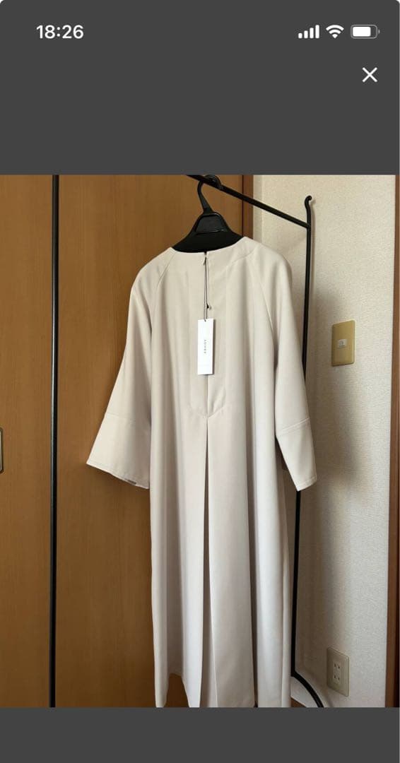 新品未使用タグ付　アドーアADORE バックサテンアムンゼンワンピース　38 M