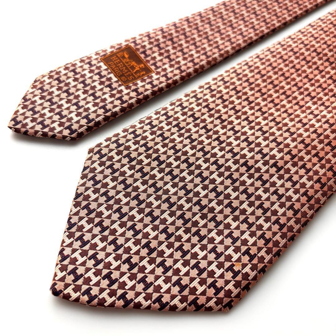 ꧁美品꧂ エルメス ネクタイ ファソネ H柄 パズル 幾何学模様 ピンク 光沢
