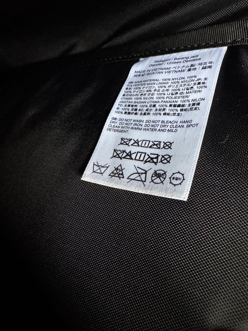 ★新品未使用品　ノースフェイス　リュック　ブラック　黒