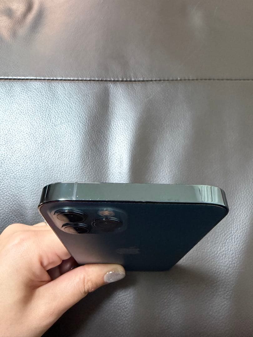 Apple iPhone 12 proパシフィックブルー