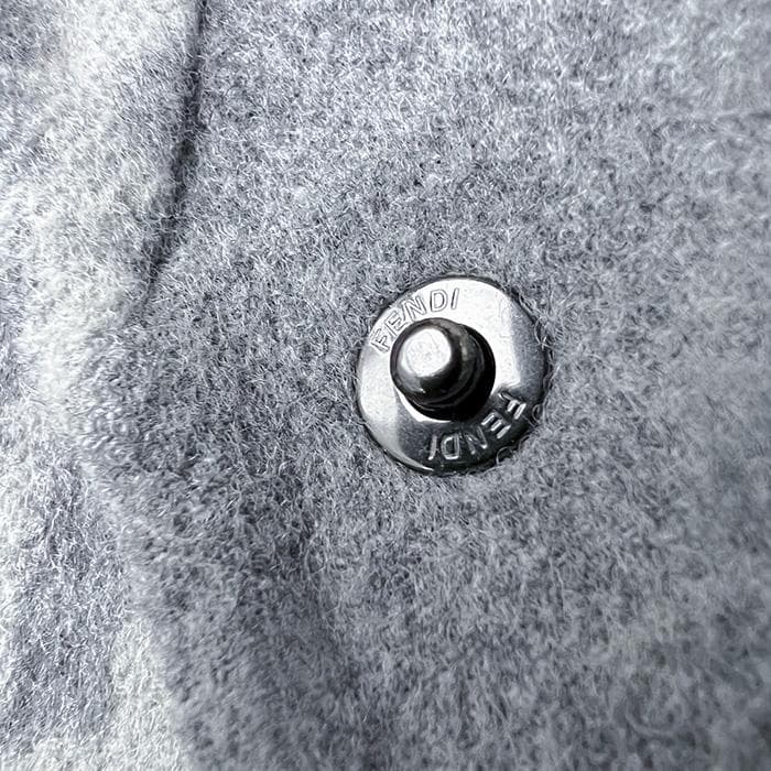 ビ*ン様 FENDI フェンディのロングコート　ダブルフェイス　FFロゴ　ミンク