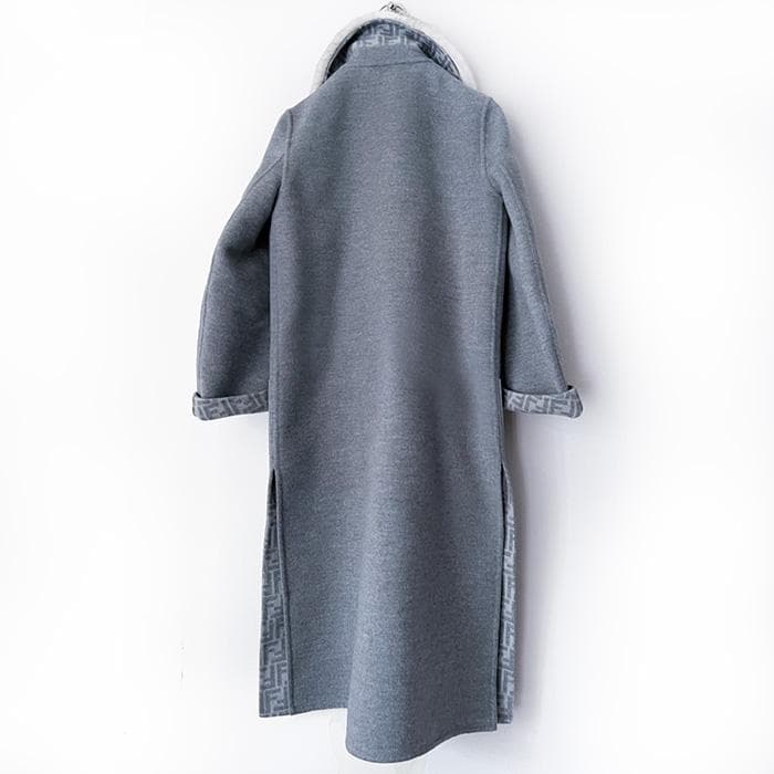 ビ*ン様 FENDI フェンディのロングコート　ダブルフェイス　FFロゴ　ミンク