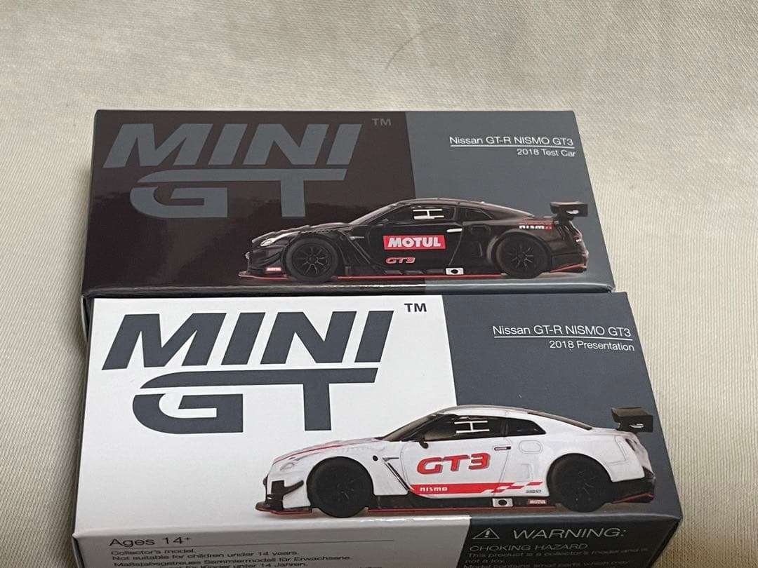 MiniGT 1/64 R35 ミニカー2台セット