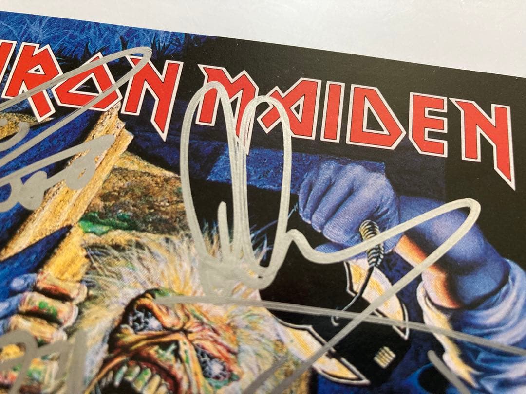 レア　Iron Maiden サイン入りCD アイアンメイデン