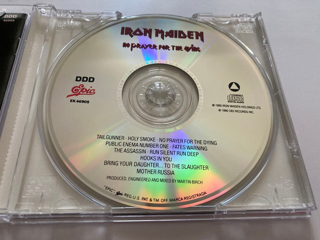 レア　Iron Maiden サイン入りCD アイアンメイデン