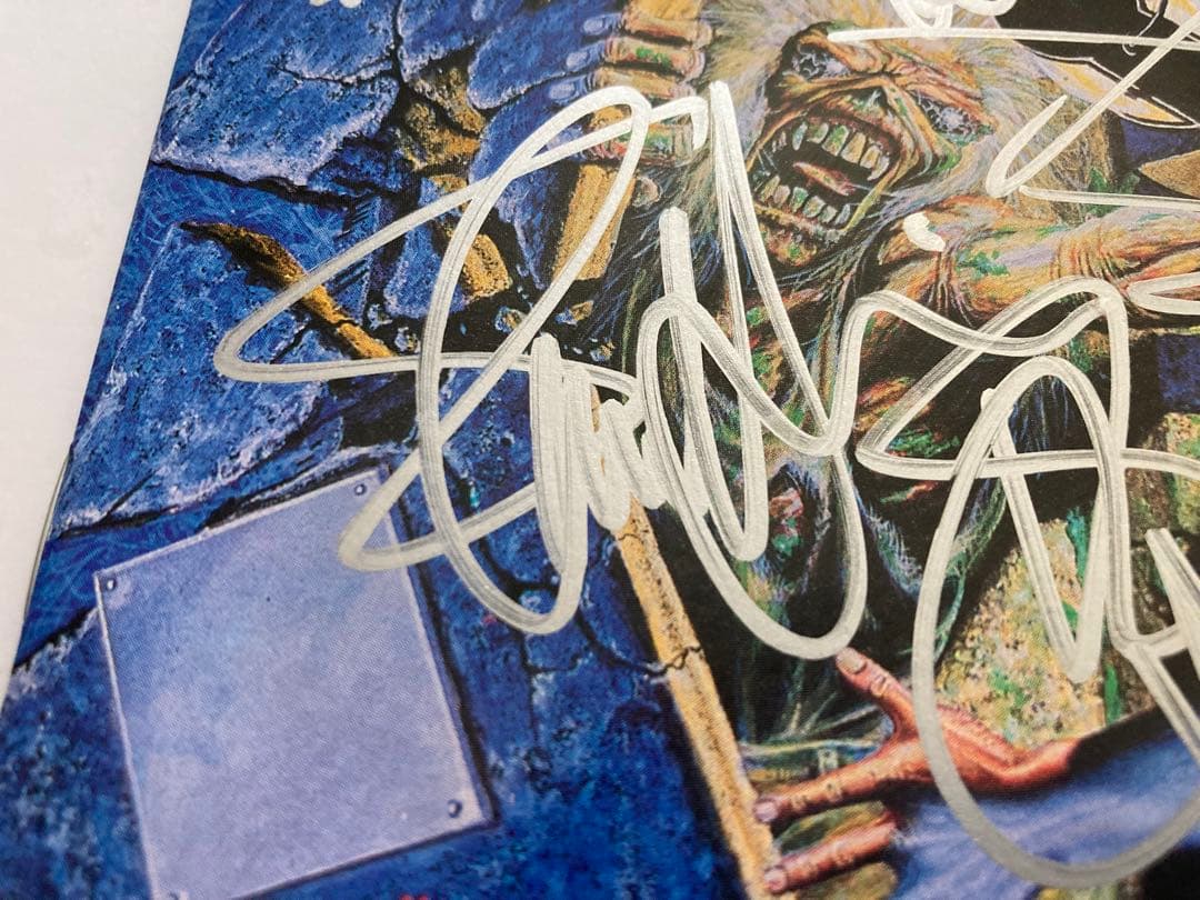 レア　Iron Maiden サイン入りCD アイアンメイデン