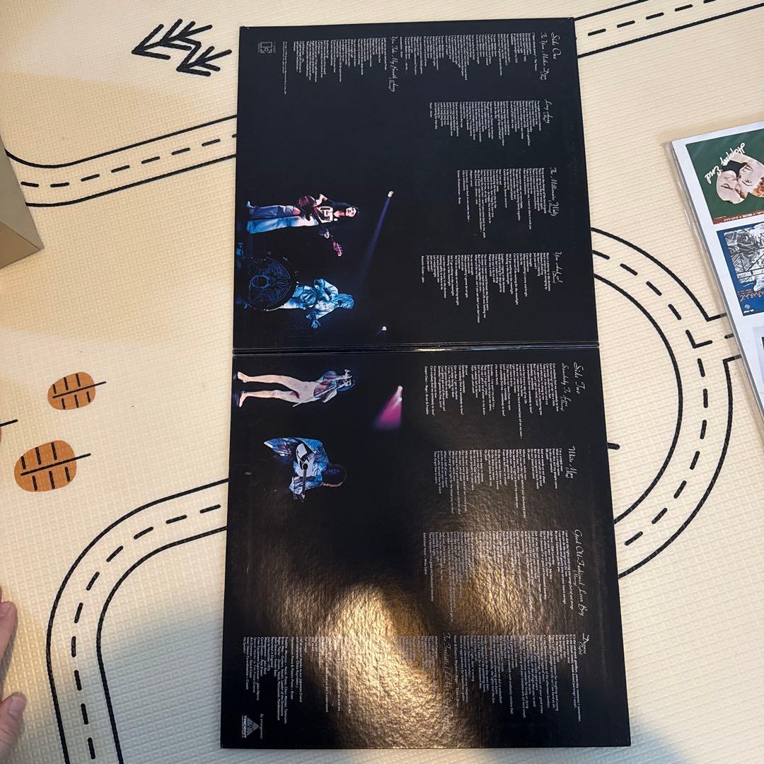 洋楽 Queen a day at the races