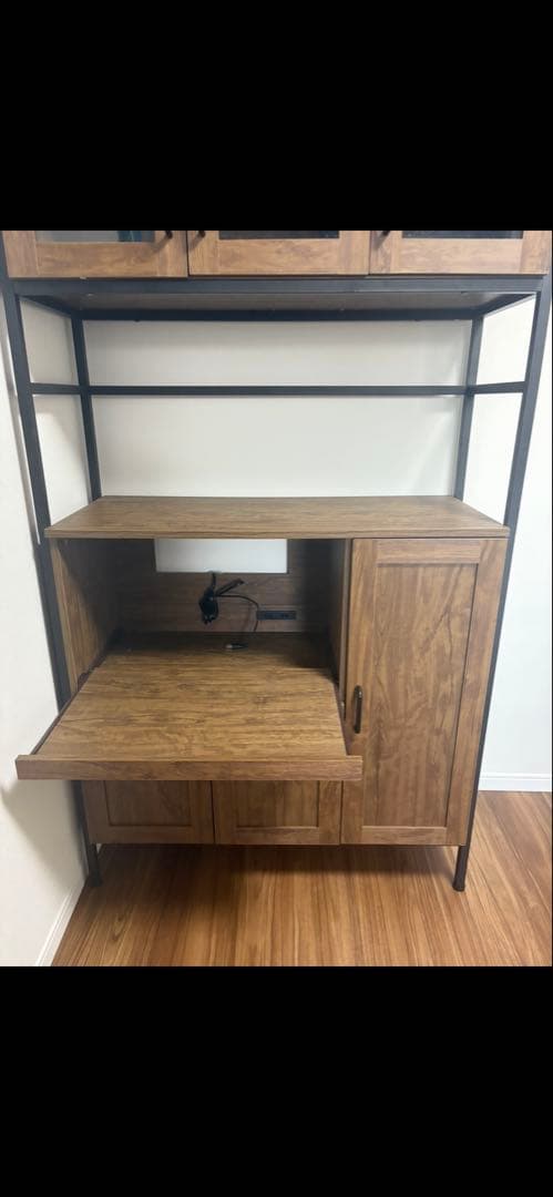 ヴィンテージ食器棚　ニトリ