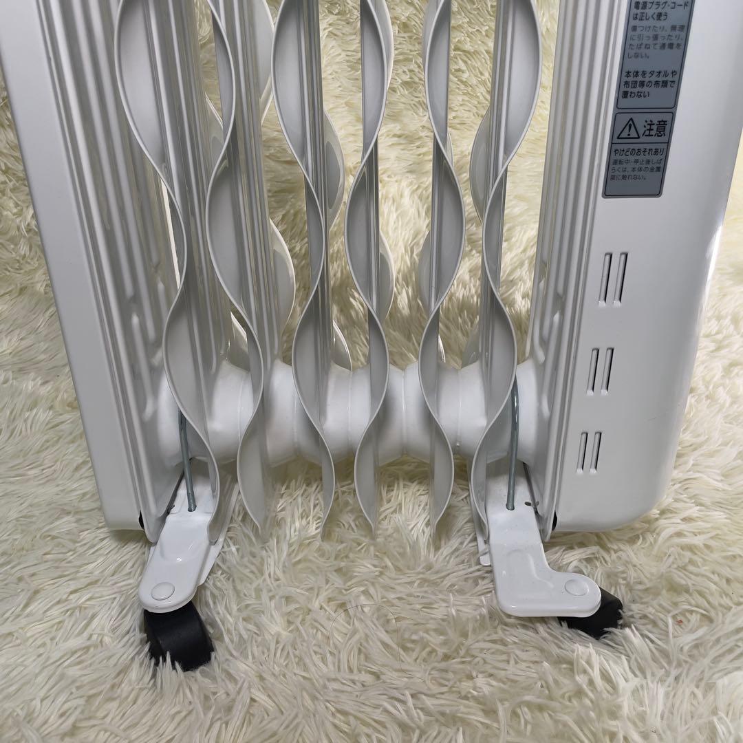 【美品】アイリスオーヤマ オイルヒーター IWH2-1208M-W 2022年式