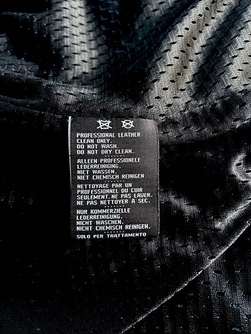 ハーレー　純正レザーベスト　Ｍ