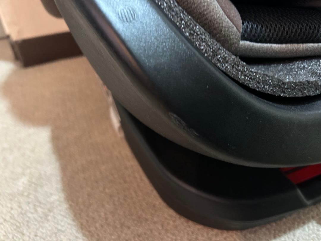 グレー チャイルドシート Nebio TurnPit isofix