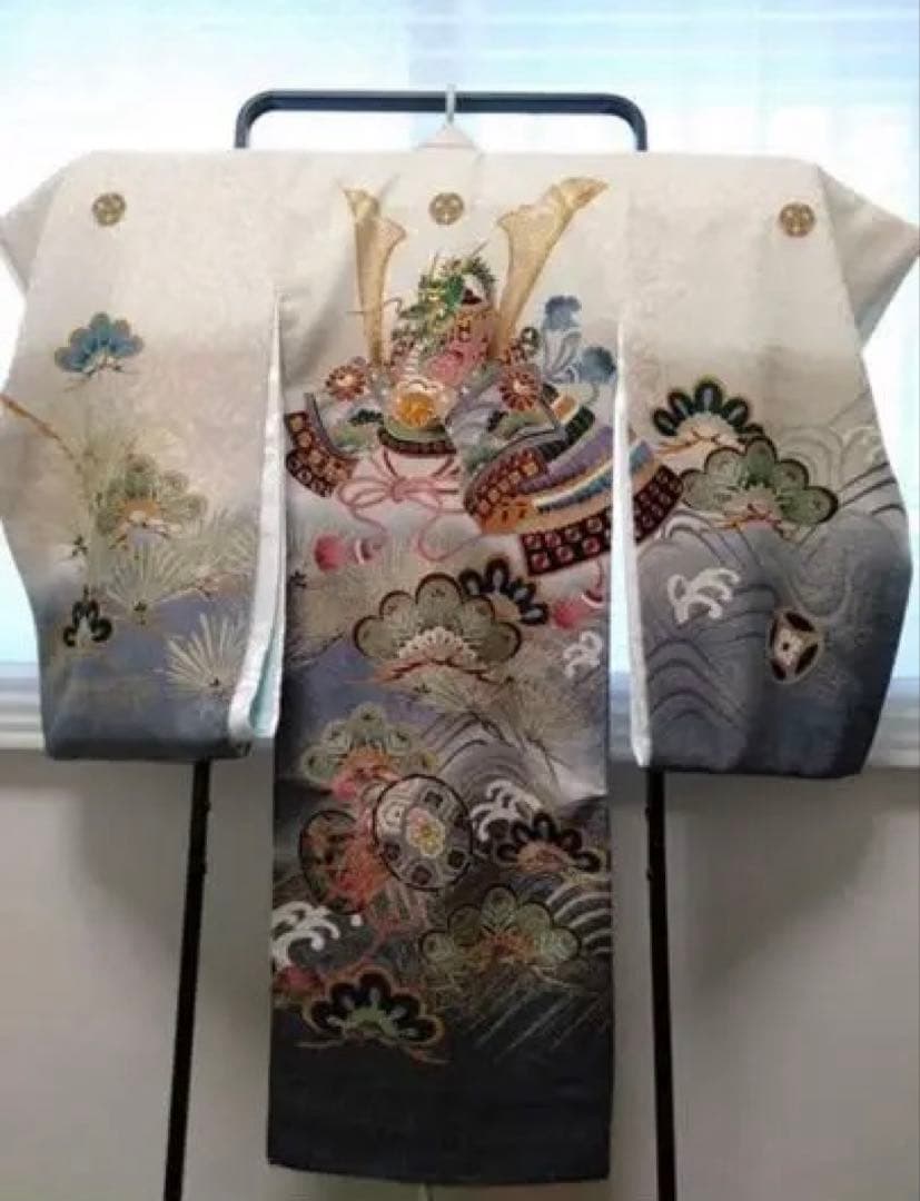 着物 お宮参り 男の子 正絹 兜 七五三 白地 グラデーション 祝着 初着