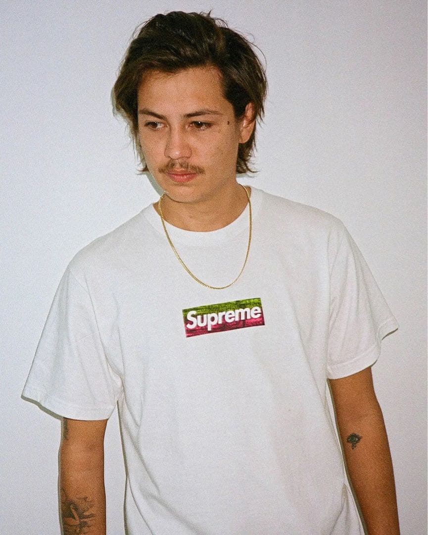 トップス Supreme LA Fire Relief Box Logo Tee