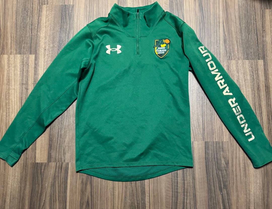 Under Armour サッカーウェア 緑色 長袖
