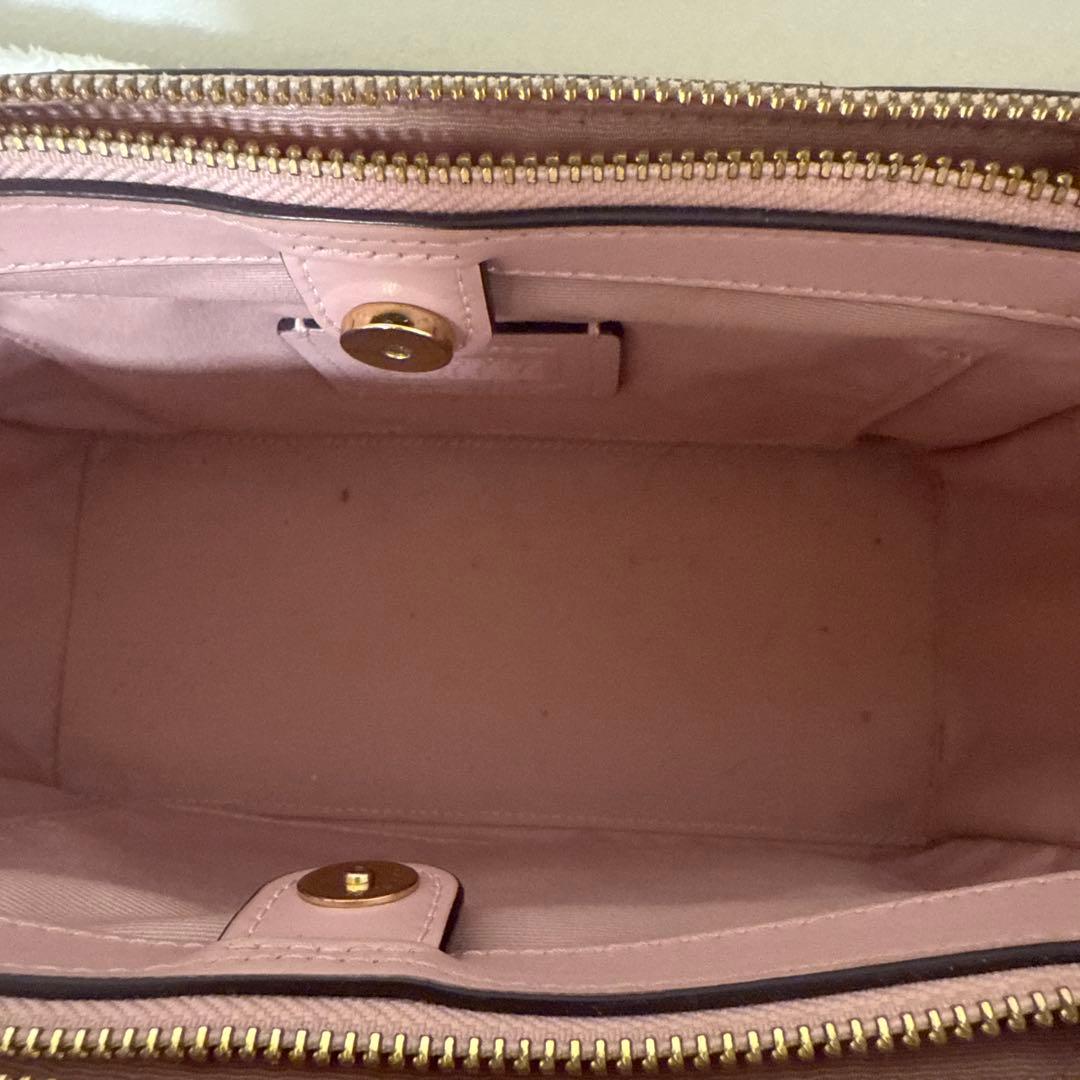 【美品】COACH シグネーチャーピンクショルダーバッグ