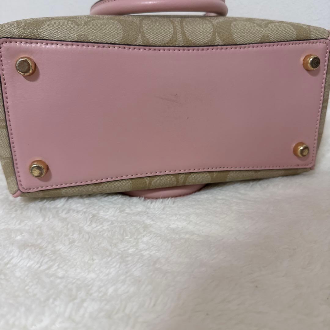 【美品】COACH シグネーチャーピンクショルダーバッグ