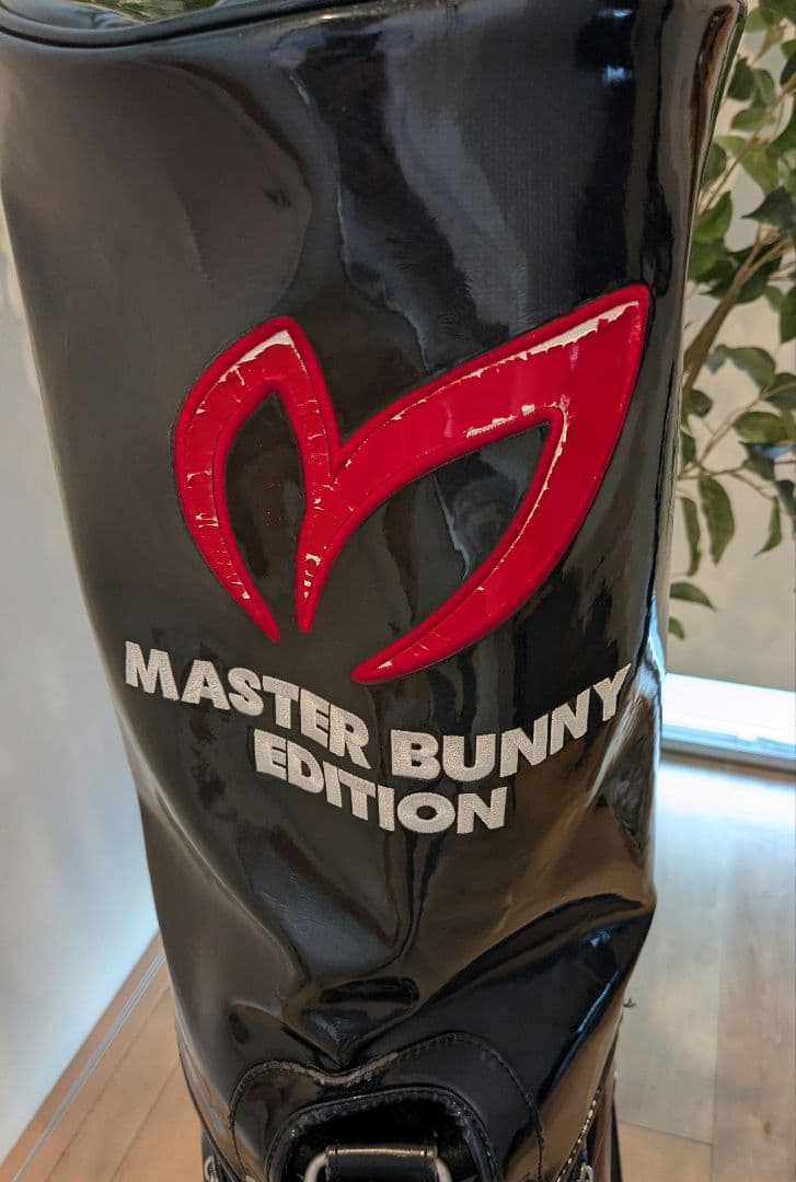 MASTER BUNNY EDITION キャディバッグ