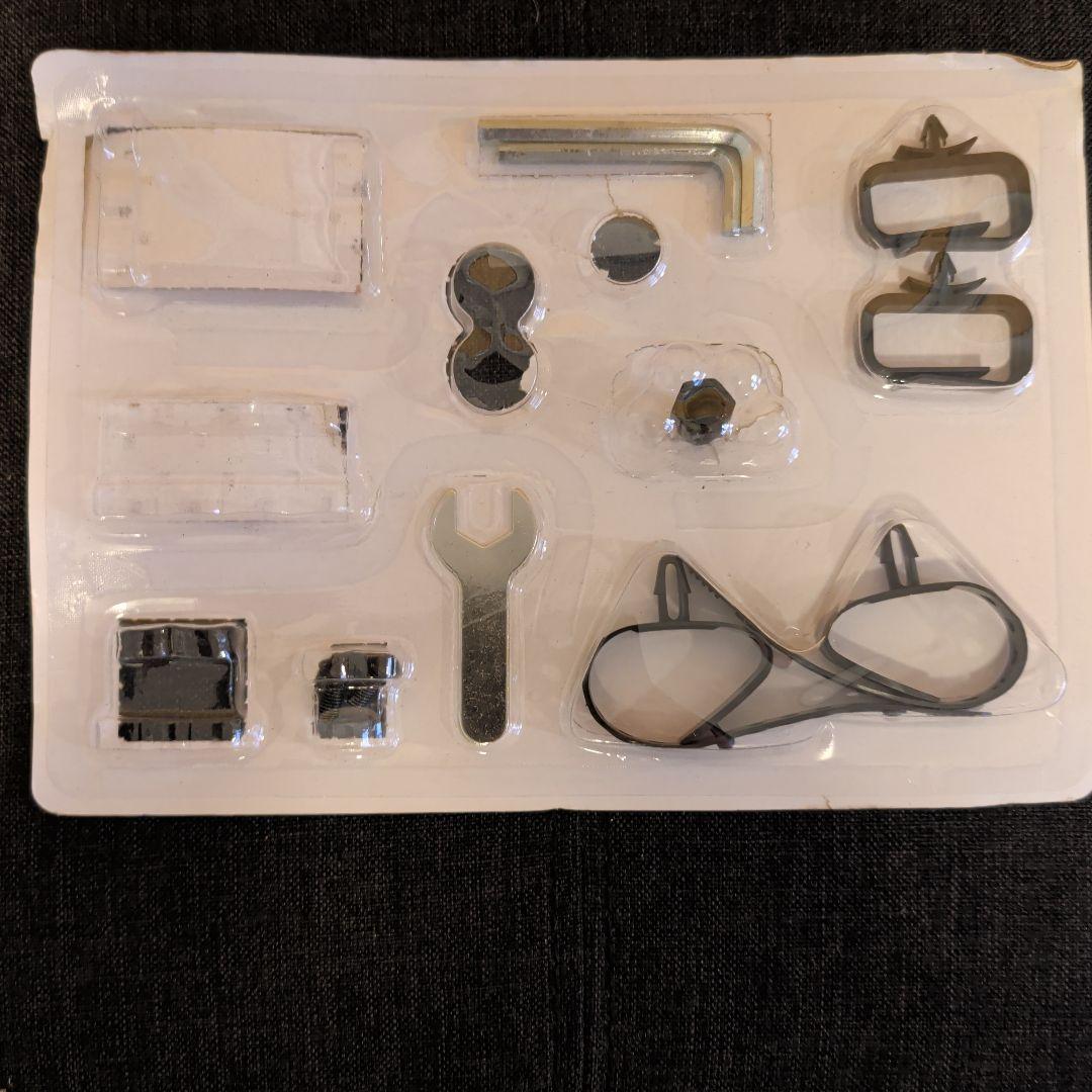 EQUALS 壁寄せテレビスタンド WALL V3 ロータイプ 32～80V対応