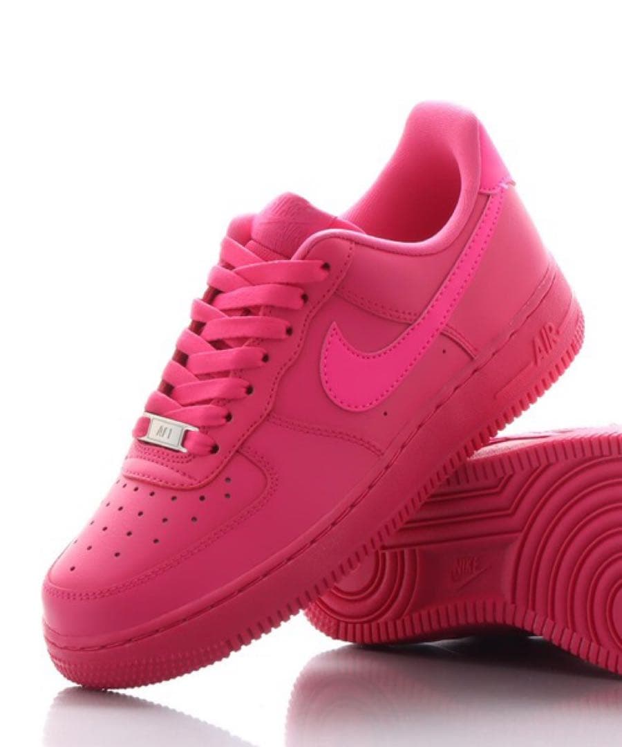NIKE Air Force 1 ピンク