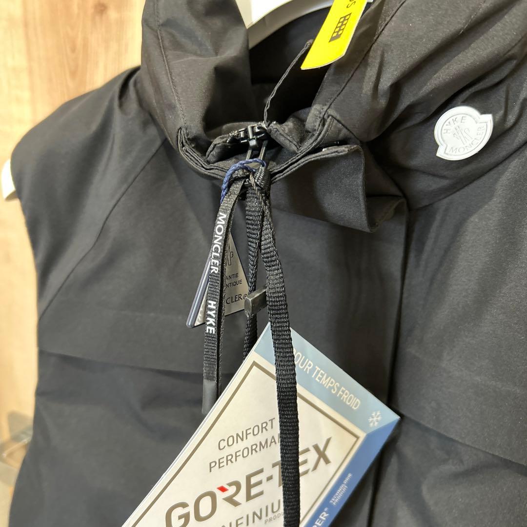 MONCLER x HYKE　ダウンベスト VANILIS ハイク