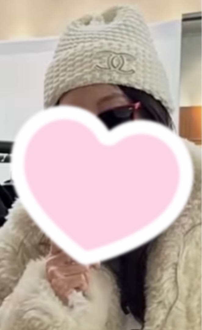 な*な様 CHANEL非売品配布ノベルティニット帽