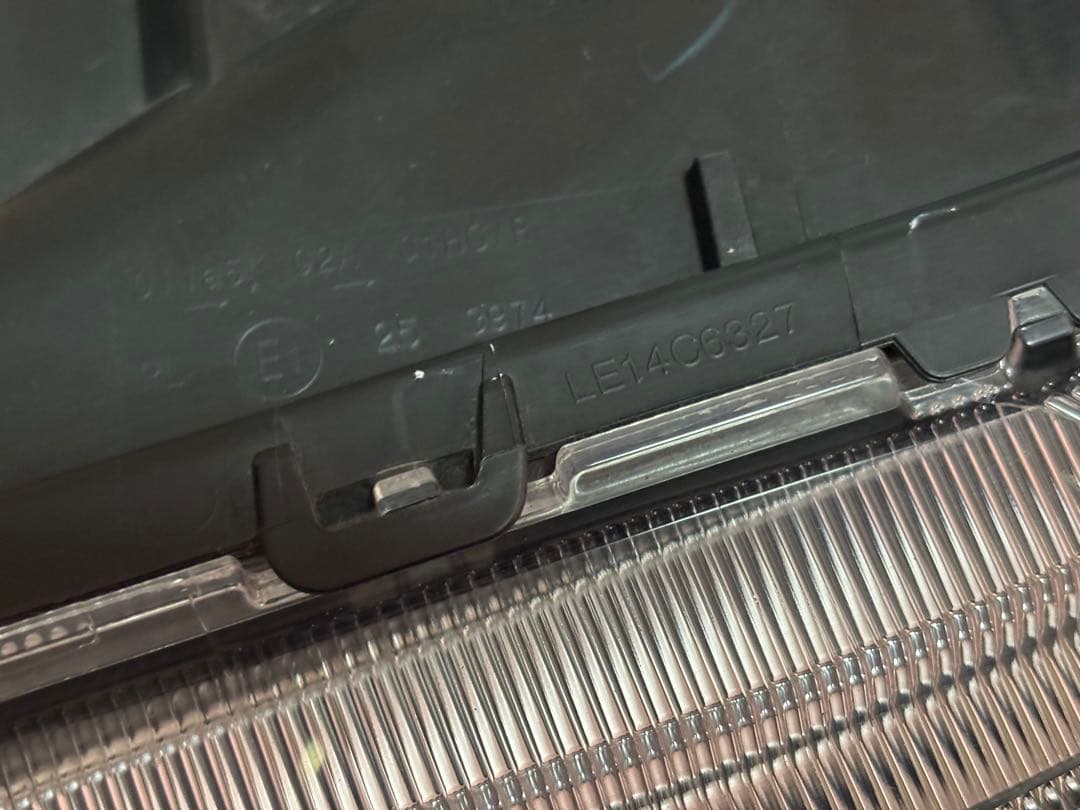 スズキ　DA17V エヴリィ　左ヘッドライト