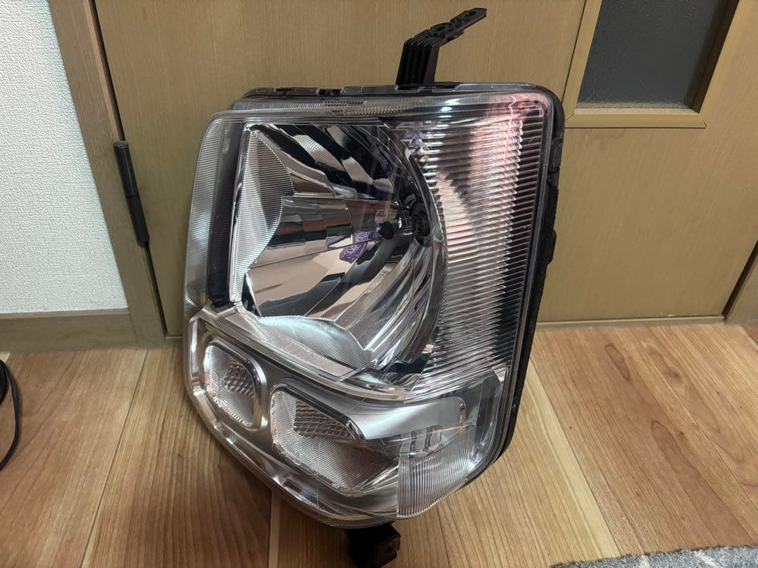 スズキ　DA17V エヴリィ　左ヘッドライト