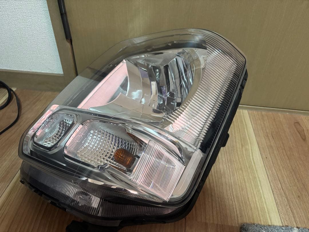 スズキ　DA17V エヴリィ　左ヘッドライト