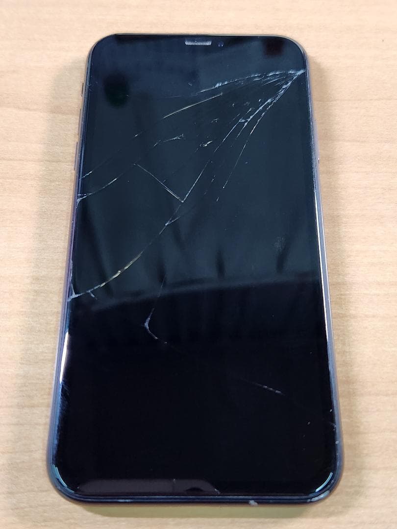 020300K iPhone XR A2106 64GB 【最大容量84%】