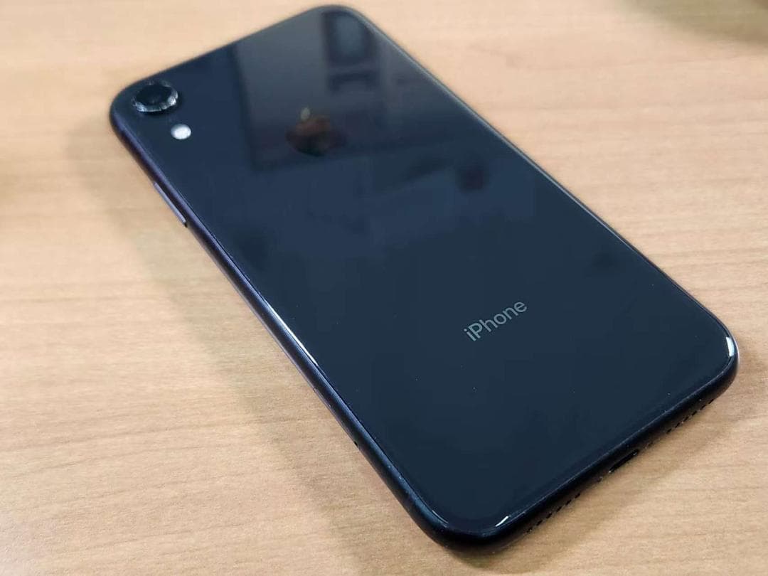 020300K iPhone XR A2106 64GB 【最大容量84%】