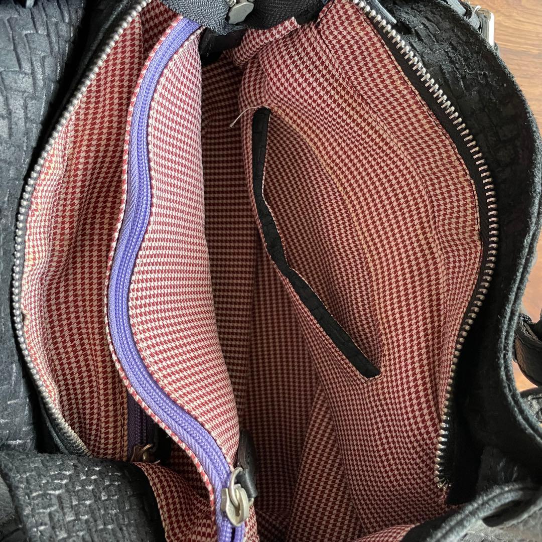 黒 編み込みレザー ボストンバッグ