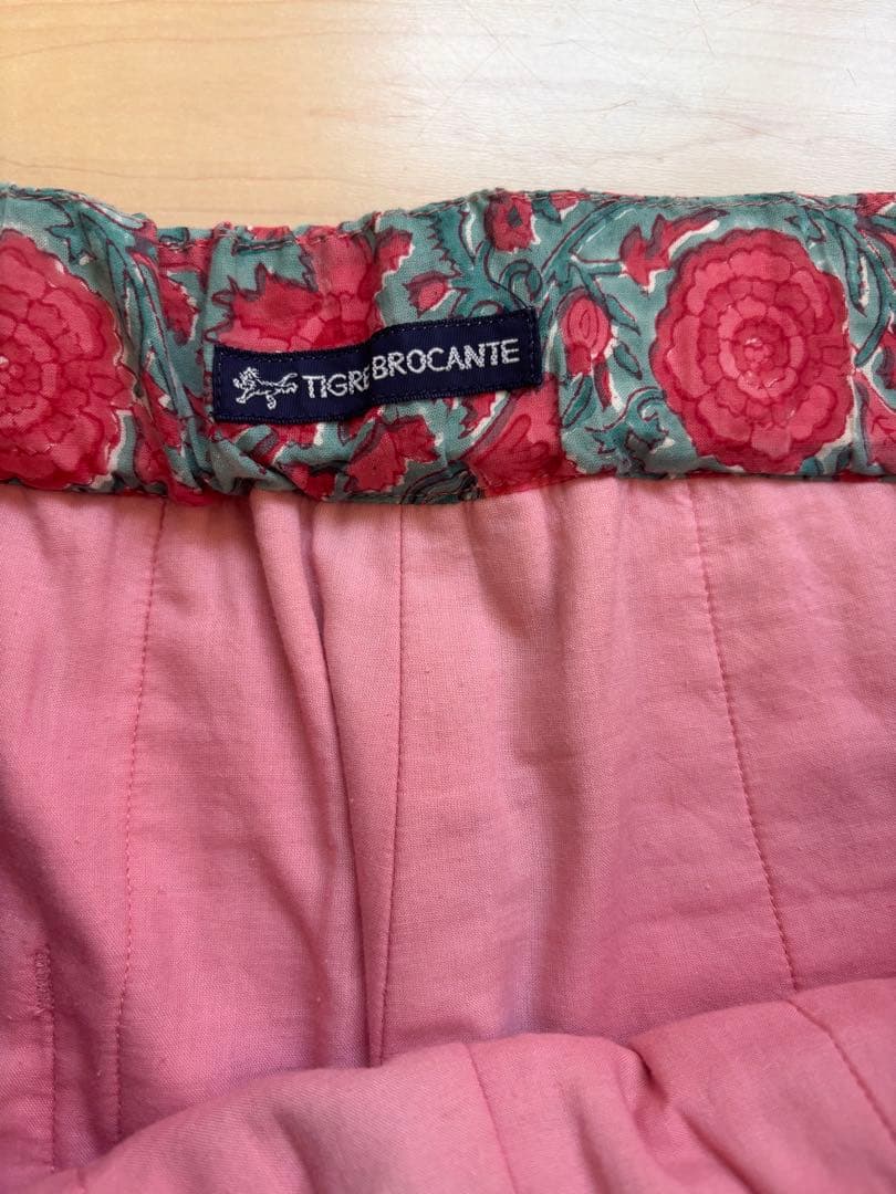 花柄ピンクサルエルパンツ