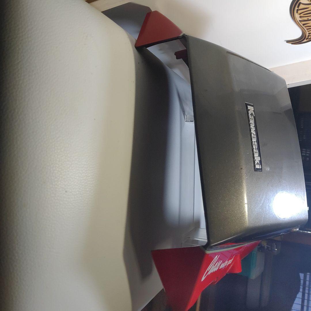 Kawasaki テールカウル　gpz900 ninja