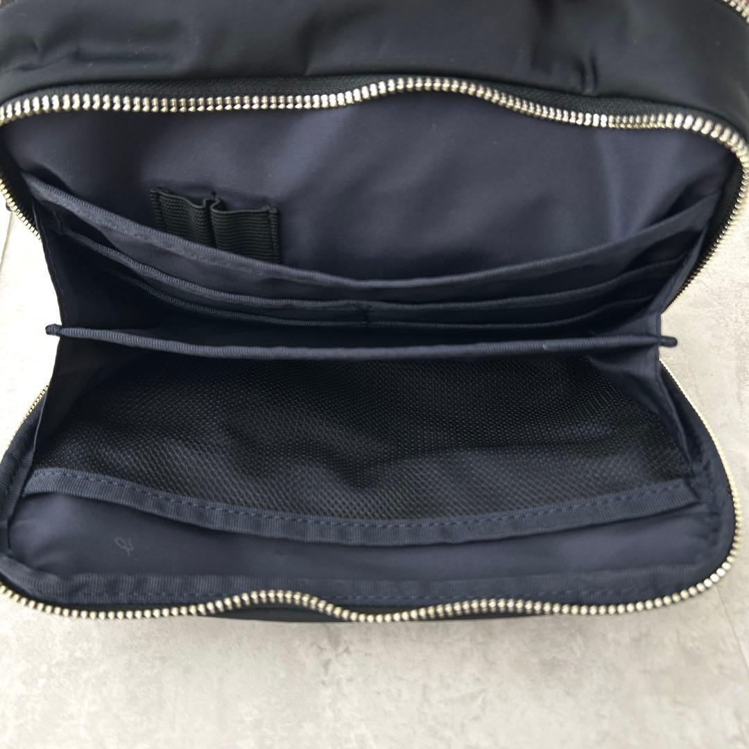 【美品✨️】agnes b コンパクトナイロンショルダーバッグ ブラック