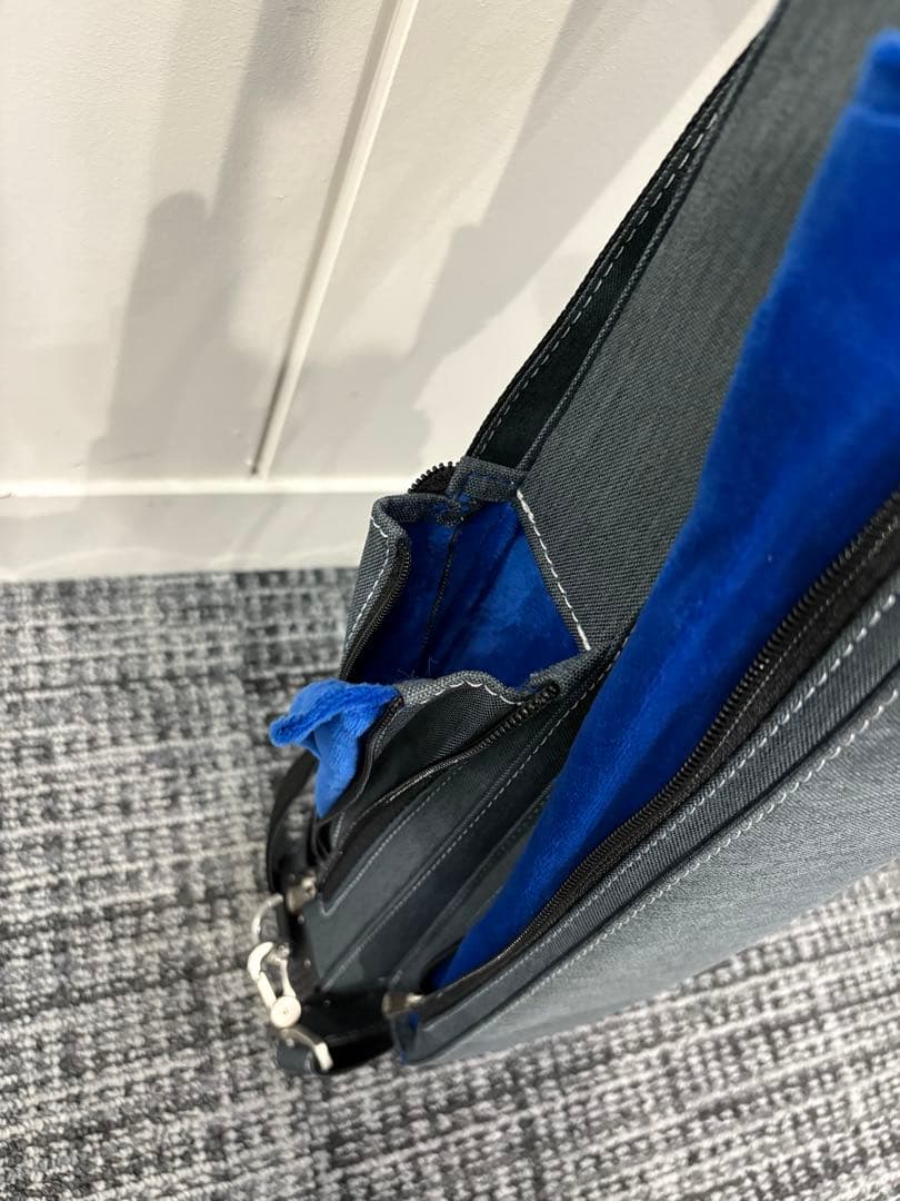 J FLOWERS キューケース グレー