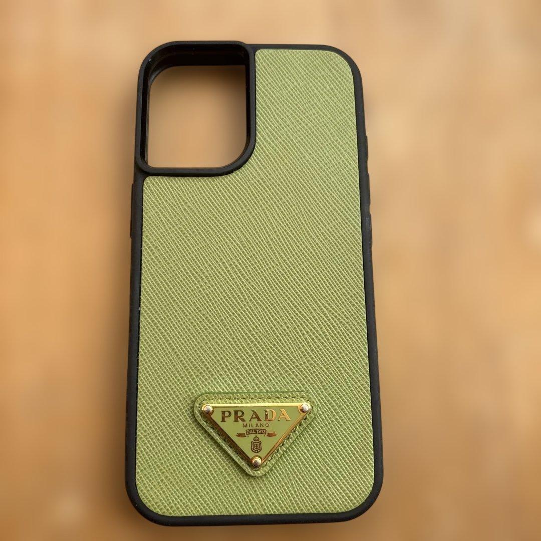 kikiさん専用　PRADA iPhone16ケース　グリーン　iPhone16