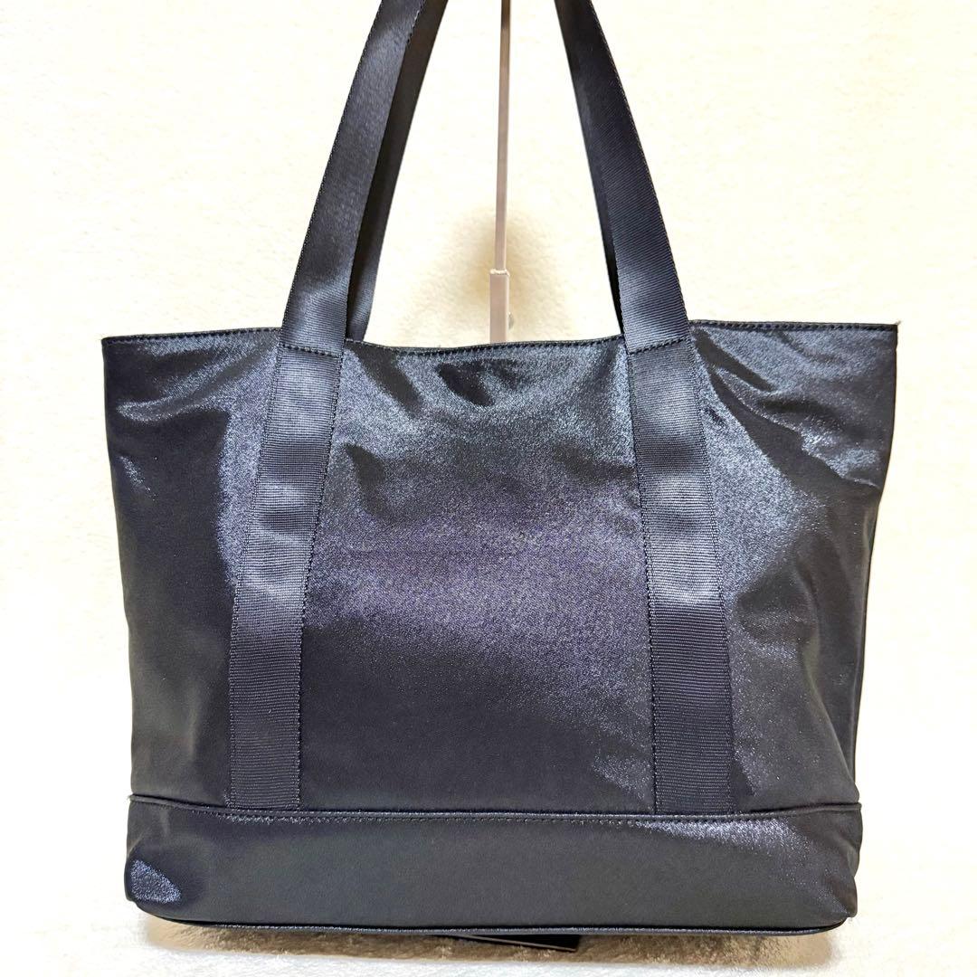 希少 極美品✨ MARY QUANT ワッペンポイントシャイニートートバッグ