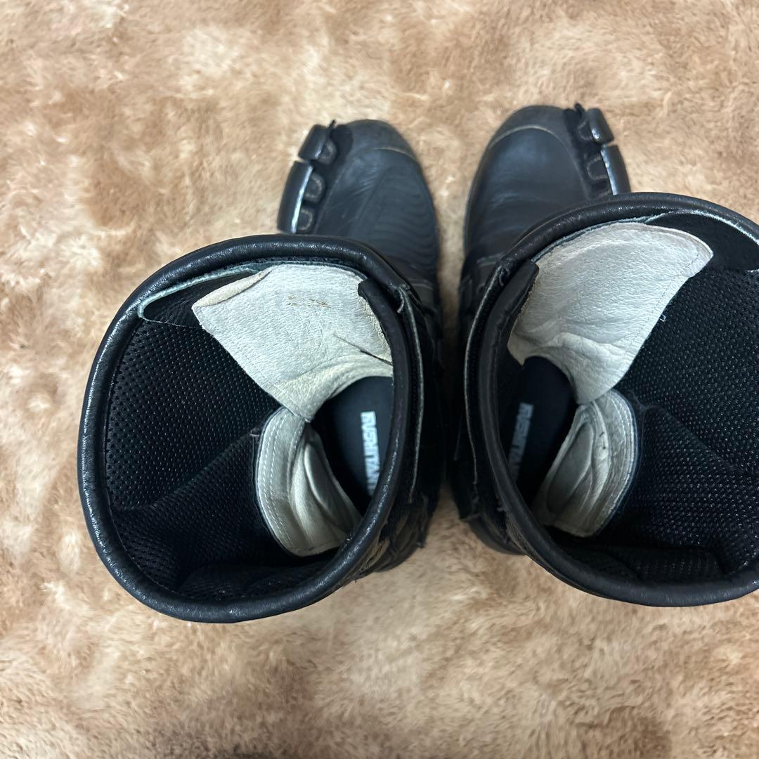 クシタニ レーシングブーツ