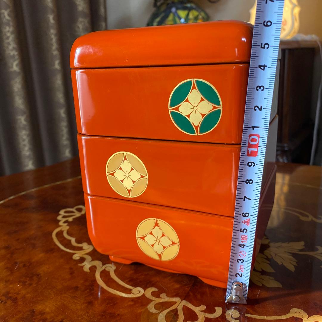 天然木　姫小重　三段重　雛祭り　ひな祭り　うるし塗　漆　白木屋　レア