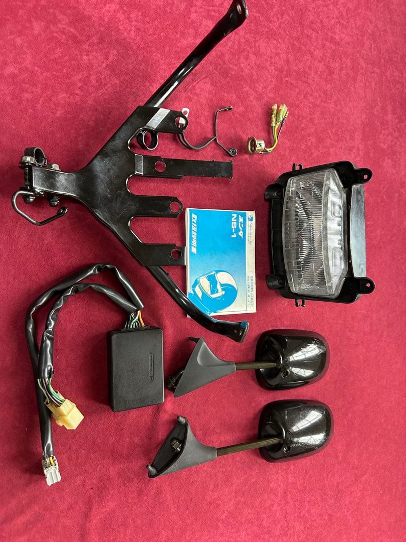 ⭐︎NS-1 カウルステー 中古美品おまけ付き