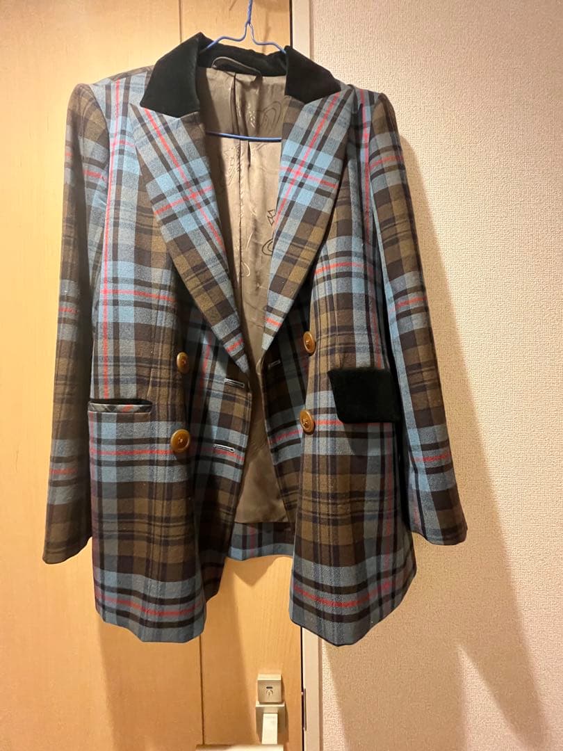 【期間限定値下げ中】ヴィヴィアンウエストウッドレッドレーベル ジャケット