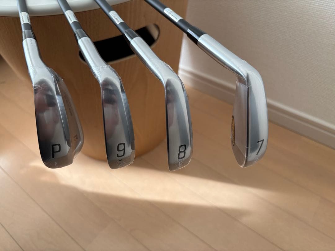 【新品未使用】ブリジストン 258CBP 7〜PW 4本 Travil 95S